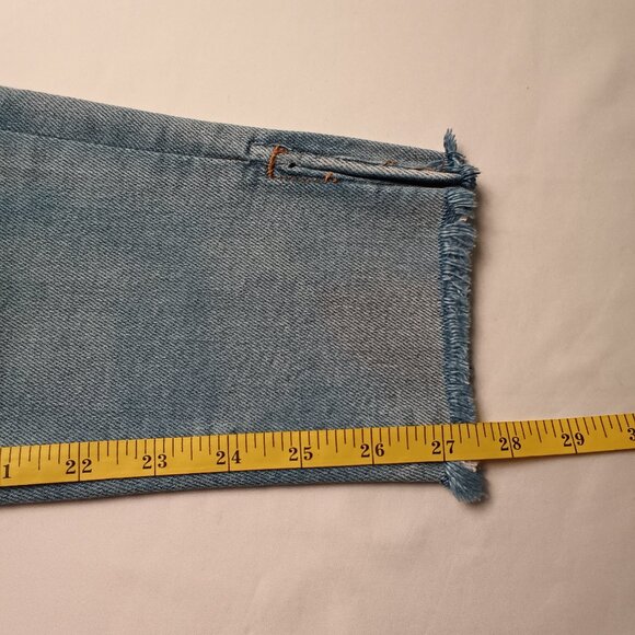 Kensie Jeans Size 6/28 The Ultimate High Rise Skinny Light Wash Distressed Ankle - Picture 9 of 10